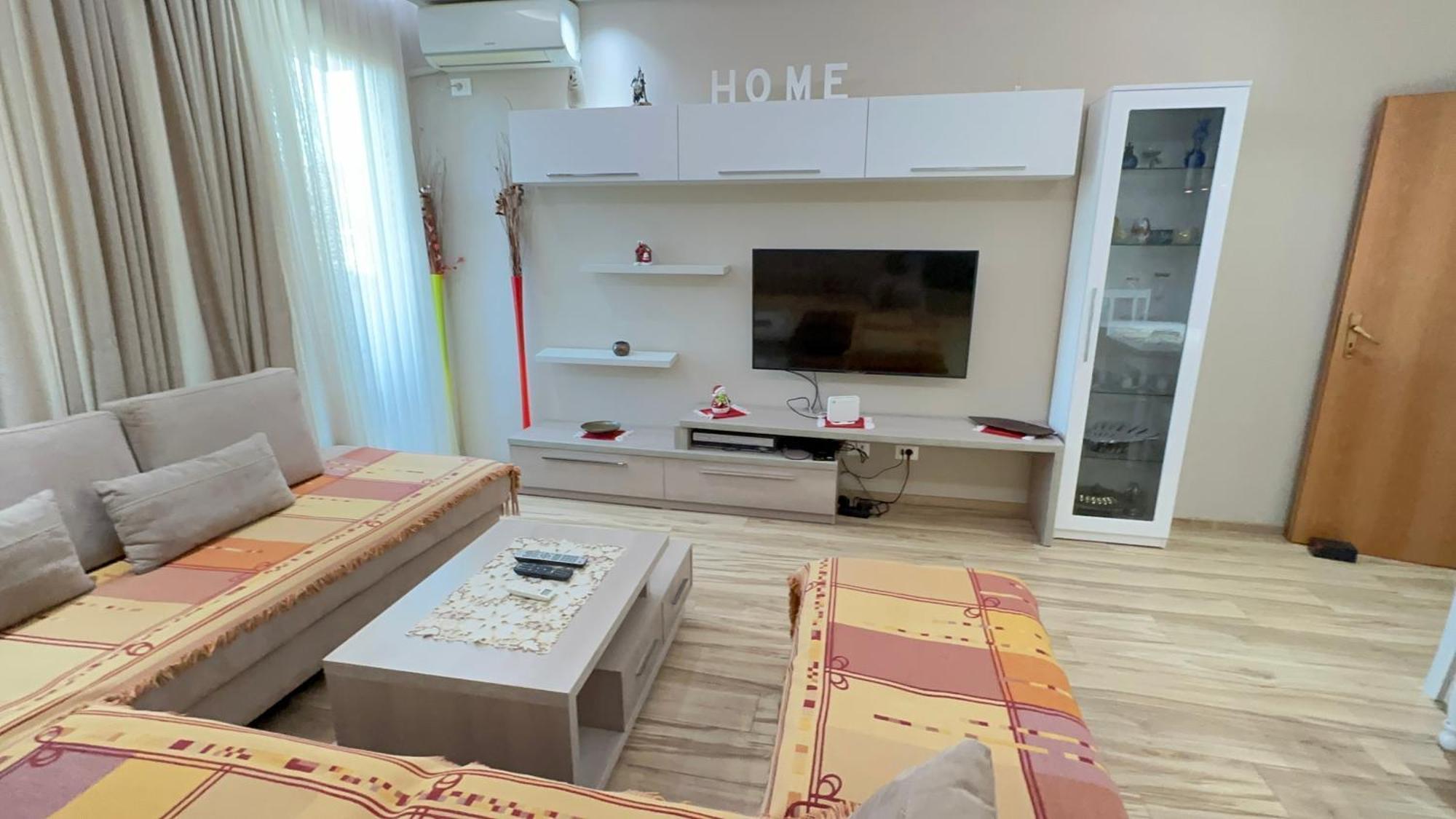 Square Inn Tirana Zewnętrze zdjęcie
