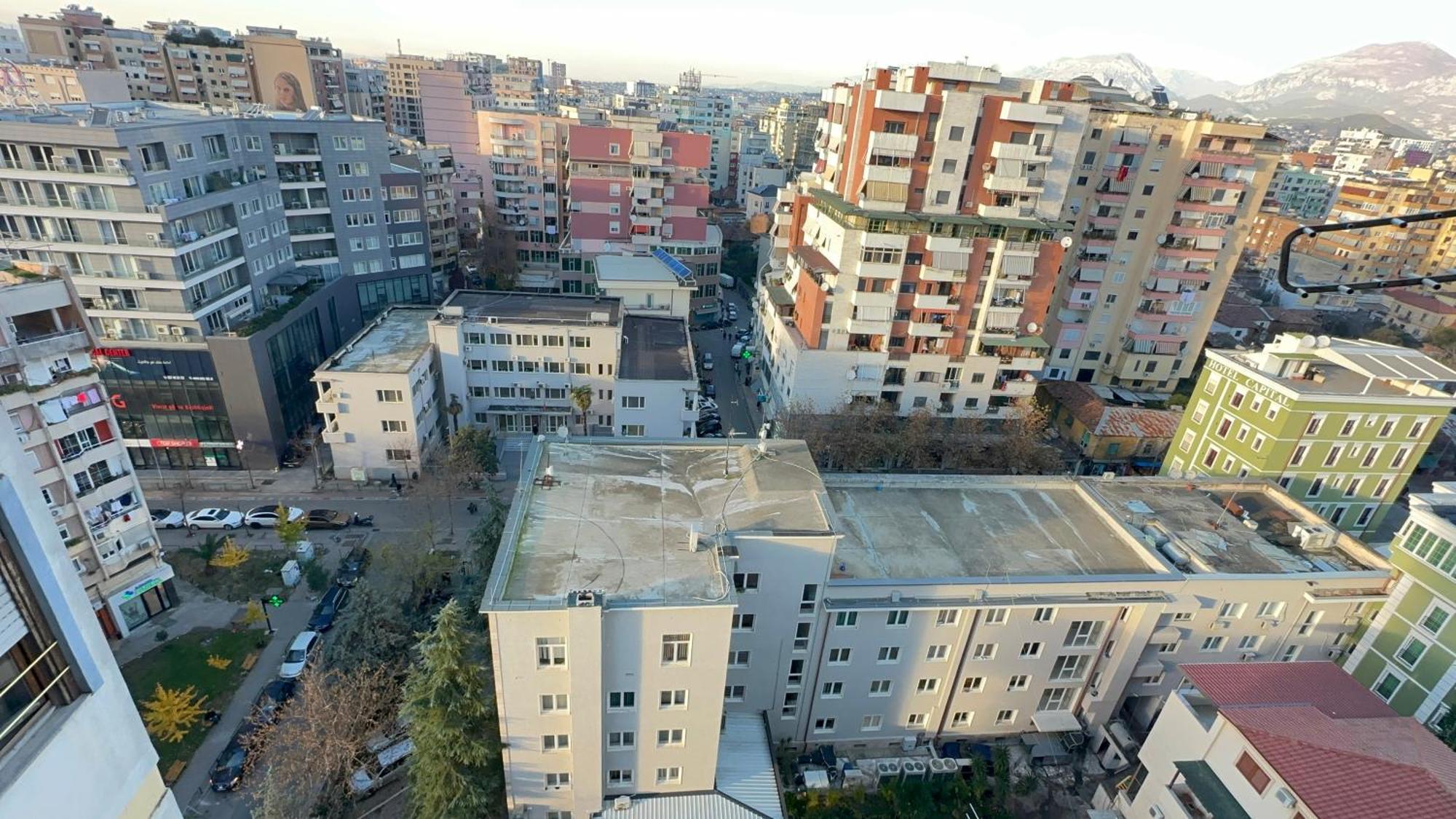 Square Inn Tirana Zewnętrze zdjęcie
