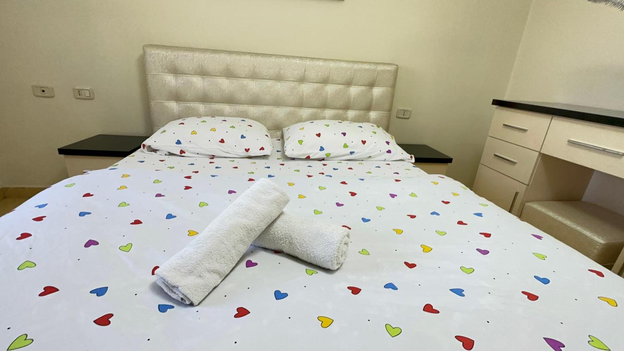 Square Inn Tirana Zewnętrze zdjęcie
