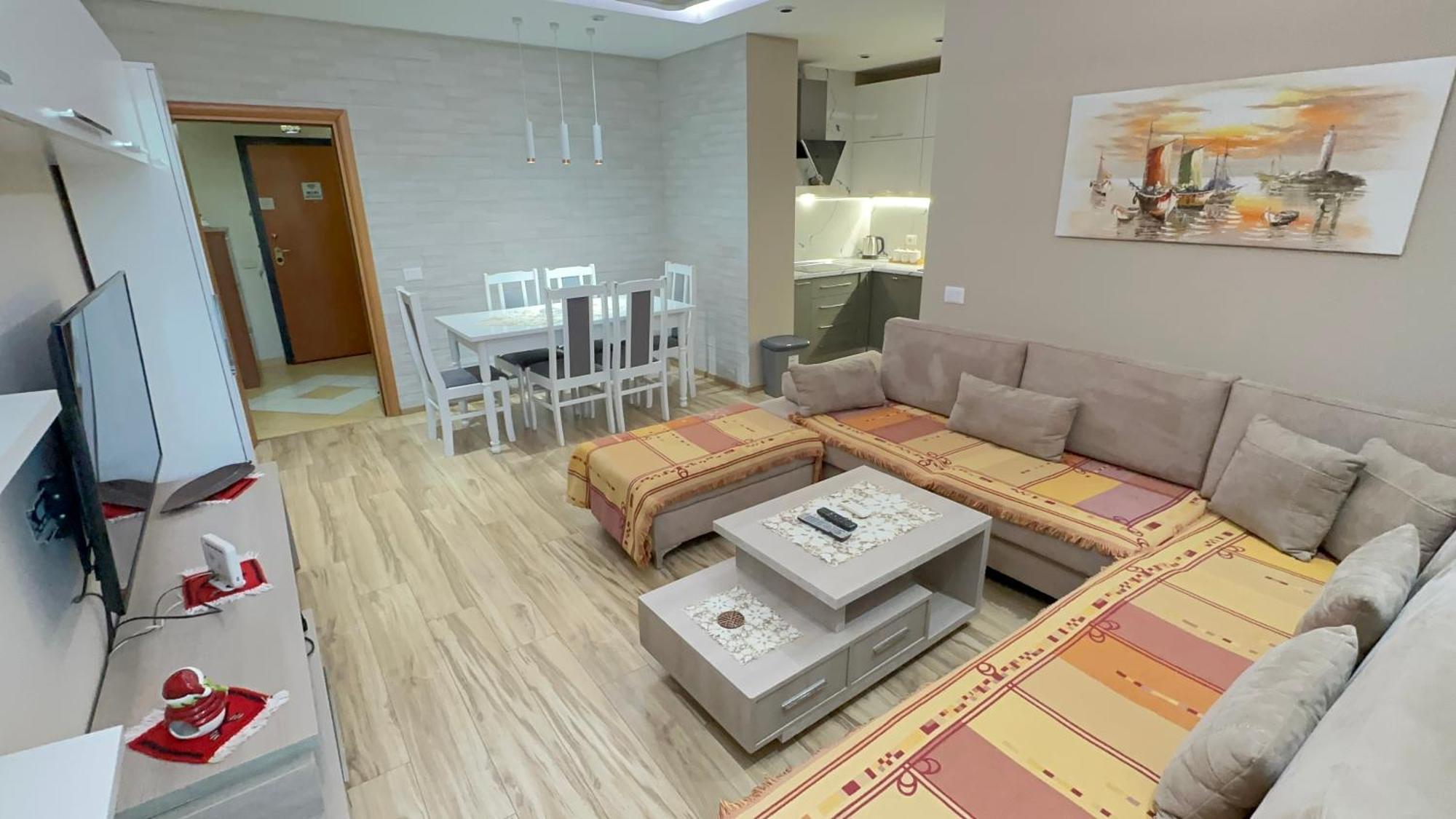 Square Inn Tirana Zewnętrze zdjęcie
