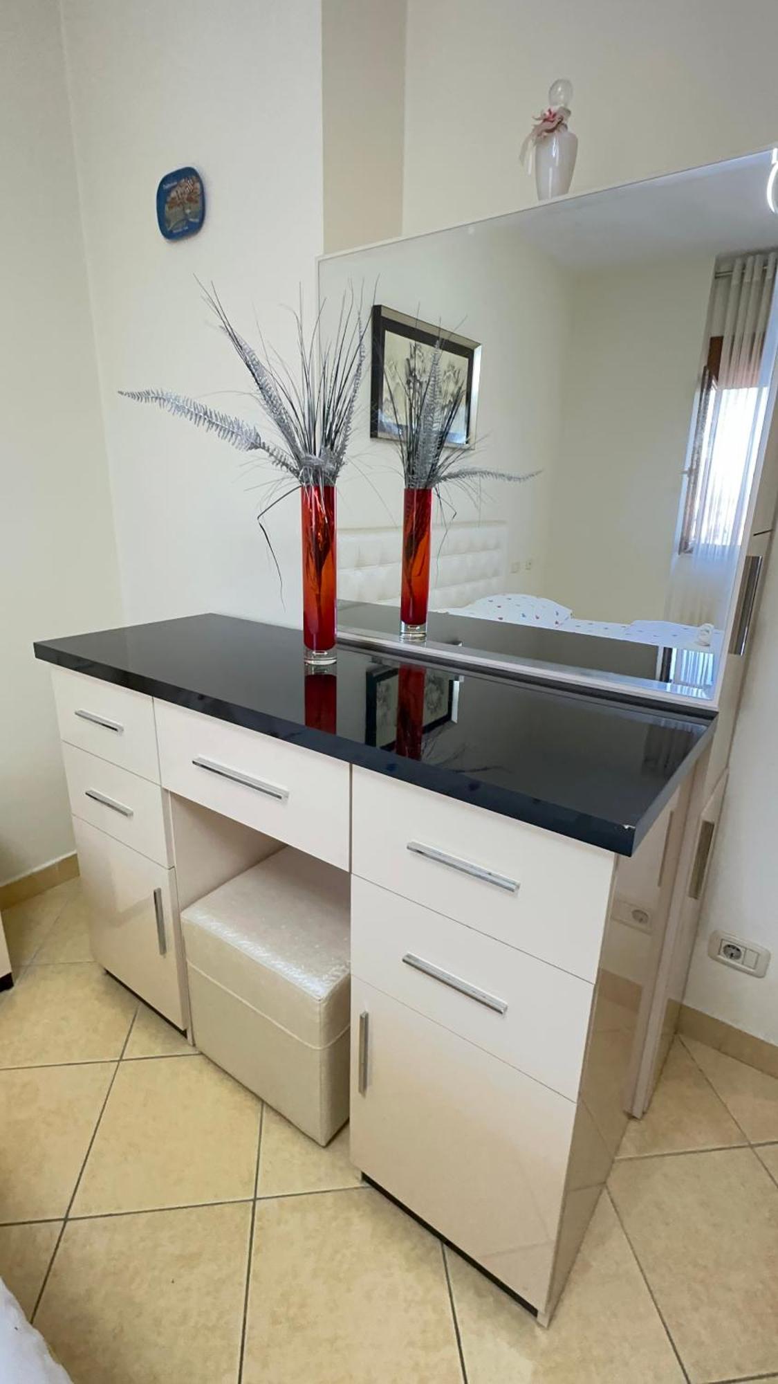 Square Inn Tirana Zewnętrze zdjęcie